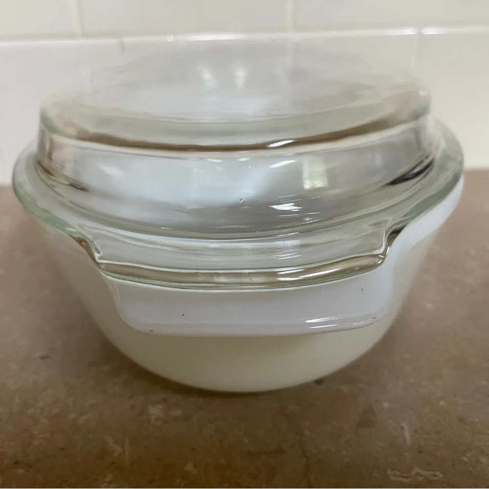 Vintage Anchor Hocking Fire King Oval 1.5 Qt #433 Casserole W/Lid Cornflower